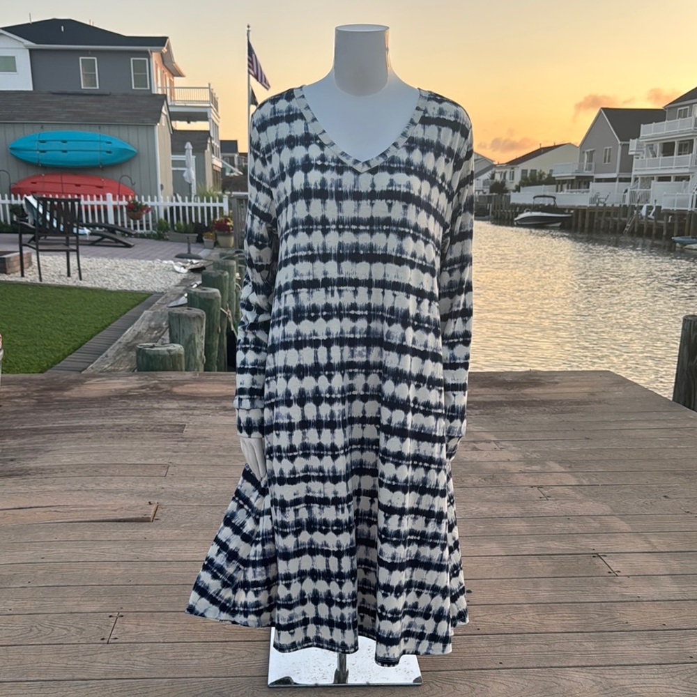 LuLaRoe Blue and White Asymmetrical Sundress Scoop Neck Short Sleeve